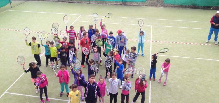 Οι Σάρισες σε διασυλλογικούς αγώνες τένις στην Καστοριά