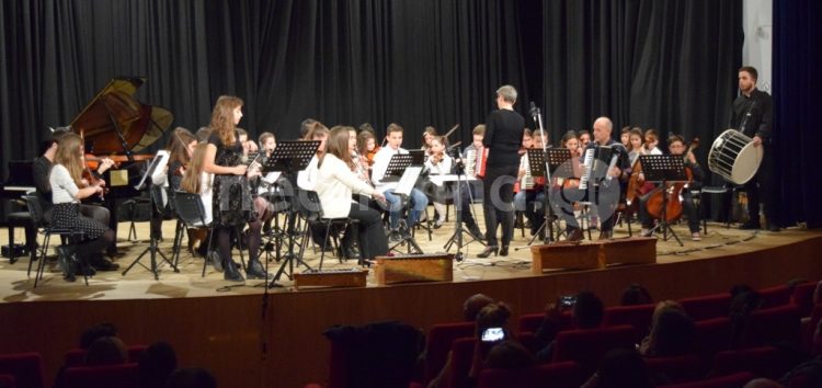 Χριστουγεννιάτικη συναυλία του Ωδείου (video, pics)