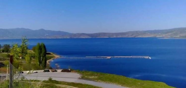 Κοινοβουλευτική παρέμβαση του ΚΚΕ για τη μόλυνση της λίμνης Βεγορίτιδας και η απάντηση του υπουργείου Εσωτερικών