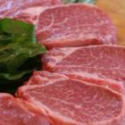 Ζητείται κρεοπώλης για το κρεοπωλείο “Καρακόλης”