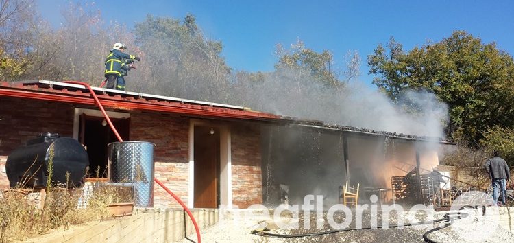 Πυρκαγιά σε αποθήκη μονοκατοικίας στη Φλώρινα (pics)