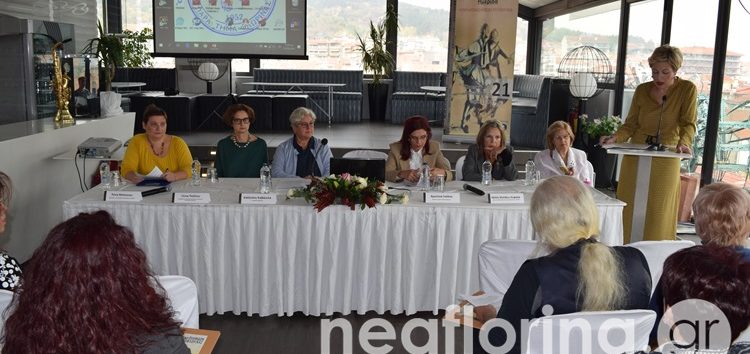 Ημερίδα για τις παραδοσιακές φορεσιές του τόπου μας από το Λύκειο Ελληνίδων Φλώρινας (video, pics)