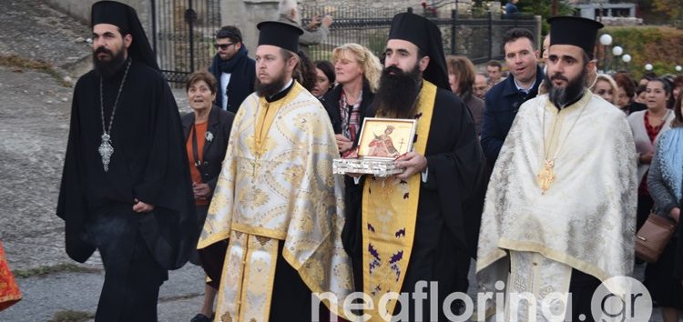 Η υποδοχή του Ιερού Λειψάνου της Αγίας Αικατερίνης του Σινά στη Δροσοπηγή (video, pics)