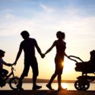 Να γιατί τα παιδιά δεν χρειάζονται ψυχολόγο, αλλά γονείς