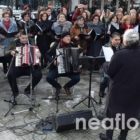 Παραδοσιακά κάλαντα και χοροί απ’ όλη την Ελλάδα (video, pics)