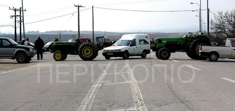 Έκλεισαν την Εθνική οδό Φλώρινας – Έδεσσας, στον κόμβο Αντιγόνου, οι αγρότες του Αμυνταίου (video)