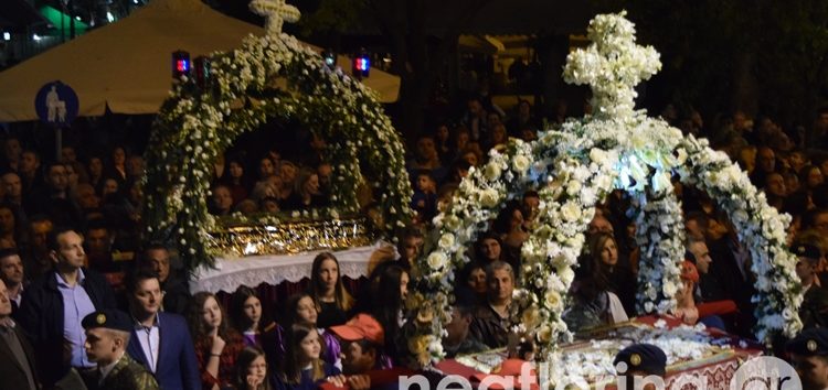 Η περιφορά των επιταφίων στη Φλώρινα (video, pics)