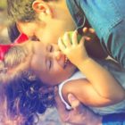 Μην κλαίς πάνω από το χυμένο γάλα: 3 τρόποι επανασύνδεσης με τα παιδιά μας!