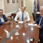 Συνάντηση του βουλευτή Γιάννη Αντωνιάδη και του δημάρχου Πρεσπών με τον υφυπουργό Οικονομικών