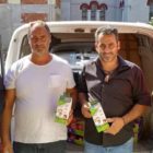Δωρεάν φρέσκα φρούτα μοίρασαν σε ιδρύματα της Φλώρινας τα μέλη του συνεταιρισμού “Ορεινά Φρούτα Βοκερίας 551”
