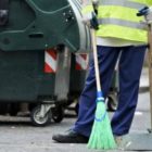 Όχι στην ιδιωτικοποίηση των υπηρεσιών καθαριότητας, ηλεκτροφωτισμού, πρασίνου των δήμων