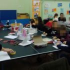 Με εικαστικές δημιουργίες παιδιών συνεχίστηκαν οι εκδηλώσεις «Χριστουγεννιάτικες Φωτιές στη Φλώρινα» (pics)