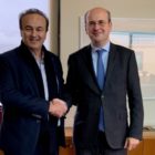 Συνάντηση του Γιάννη Αντωνιάδη με τον υπουργό Περιβάλλοντος και Ενέργειας