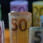 Νέες εντάξεις στο επίδομα 800 ευρώ – Ποιοι εργαζόμενοι το δικαιούνται