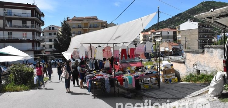 Δύο λαϊκές αγορές λειτούργησαν στην πόλη της Φλώρινας (video, pics)