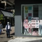 Ποια καταστήματα ανοίγουν τη Δευτέρα 11 Μαΐου – Επιστρέφουν στα σχολεία οι μαθητές