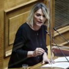 Π. Πέρκα:  «Ενημερώνουμε τον κ. Μητσοτάκη ότι το φυσικό αέριο είναι ορυκτό καύσιμο»