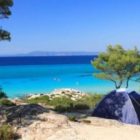 «Συναγερμός» για το ελεύθερο κάμπινγκ στην εποχή του κορονοϊού