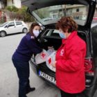 Διανομή ειδών πρώτης ανάγκης σε οικογένειες από τον Ερυθρό Σταυρό Φλώρινας (pics)
