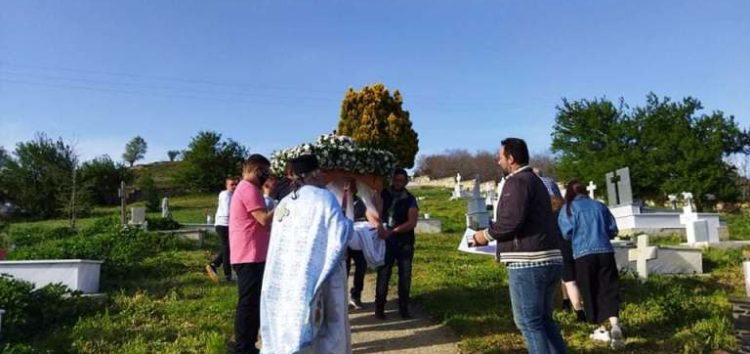 Η περιφορά του επιταφίου στον Σκοπό (pics)