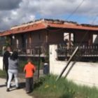 Μεγάλη η ανταπόκριση πολιτών για στήριξη της οικογένειας από τον Φανό Αμυνταίου που κάηκε το σπίτι της