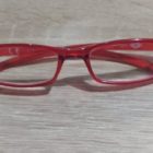 Βρέθηκαν γυαλιά