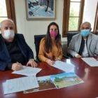 Νέες παιδικές χαρές στις Πρέσπες