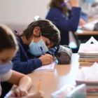 Ανοίγουν τη Δευτέρα 10 Ιανουαρίου τα σχολεία με 3 self test – Έλεγχος σε όλη την τάξη σε περίπτωση κρούσματος