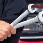 Θέση εργασίας σε συνεργείο αυτοκινήτων