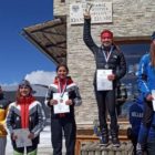 Οι αθλητές του ΑΟΦ Χριστίνα Ρόζα και Ευάγγελος Αθανασίου στο ψηλότερο σκαλί του βάθρου στο Πανελλήνιο Πρωτάθλημα Διάθλου 2022