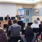 Μαθητές και εκπαιδευτικοί του τμήματος Οικονομίας και Διοίκησης του 1ου ΕΠΑΛ επισκέφτηκαν το Επιμελητήριο Φλώρινας