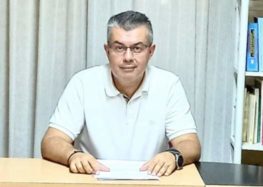 Σχολιασμός των σημερινών θεμάτων Νεοελληνικής Γλώσσας και Λογοτεχνίας ΕΠΑΛ από τον διευθυντή σπουδών του φροντιστηρίου “Θεωρητικό” Λάζαρο Σαββίδη