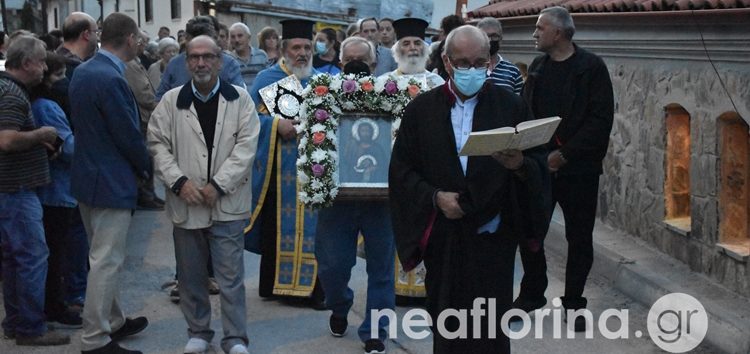 Πανηγυρίζει το παρεκκλήσι του Αγίου Ιωάννου Προδρόμου (video, pics)