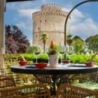 Special Strawbar cocktail night στο Oval Bistronomy