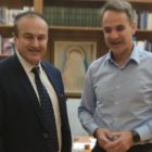 Συνάντηση του πρωθυπουργού Κ. Μητσοτάκη με τον βουλευτή Φλώρινας Γ. Αντωνιάδη στο Μέγαρο Μαξίμου