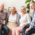 Λόγοι και ηθικά ζητήματα που προκύπτουν από την ένταξη ενός ατόμου σε μια μονάδα φροντίδας ηλικιωμένων