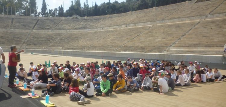 Εκπαιδευτική επίσκεψη της ΣΤ΄ τάξης του 3ου δημοτικού σχολείου Φλώρινας στη Βουλή των Ελλήνων