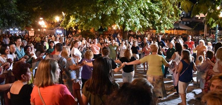 Η 8η Γιορτή Παραδοσιακών Χορών “Περικλής Τρύφων” στο “Πολιτιστικό Καλοκαίρι” του Δήμου Φλώρινας (video, pics)