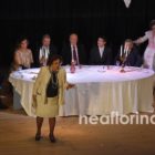 Η πρεμιέρα της θεατρικής παράστασης «Σμύρνη μου Αγαπημένη» από τον Σύλλογο Κιουταχειωτών – Μικρασιατών Φλώρινας (pics)