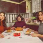 Η παράσταση «Μάλο Μόμε ή Μικρό Κορίτσι» στη Θεσσαλονίκη για 3 παραστάσεις