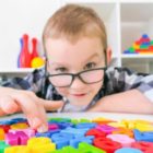 Λογοθεραπεία κάνουμε μόνο για να “φτιάξουμε” το /σ/ και το /ρ/;