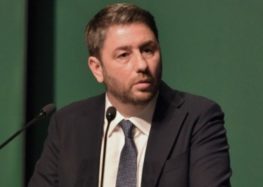 Στη Φλώρινα ο πρόεδρος του ΠΑΣΟΚ Νίκος Ανδρουλάκης