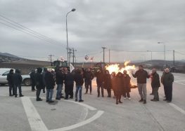 Μπλόκο Αντιγόνου: Κλείνουμε τον δρόμο, Πέμπτη 13 Φλεβάρη στις 17:30 με 18:30!